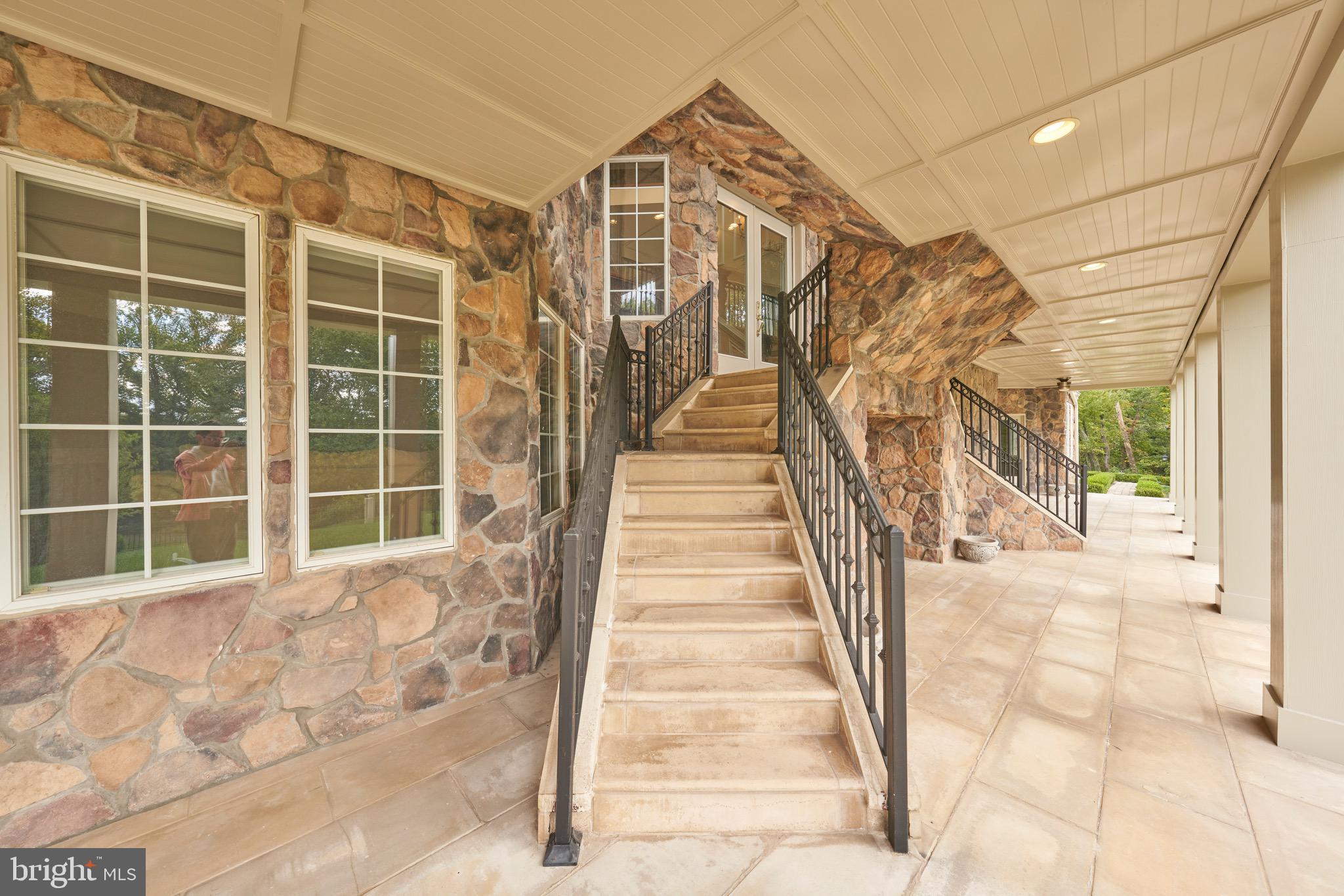 11705 Sugarland Road Herndon, VA 20170 - Photo 111 of 123