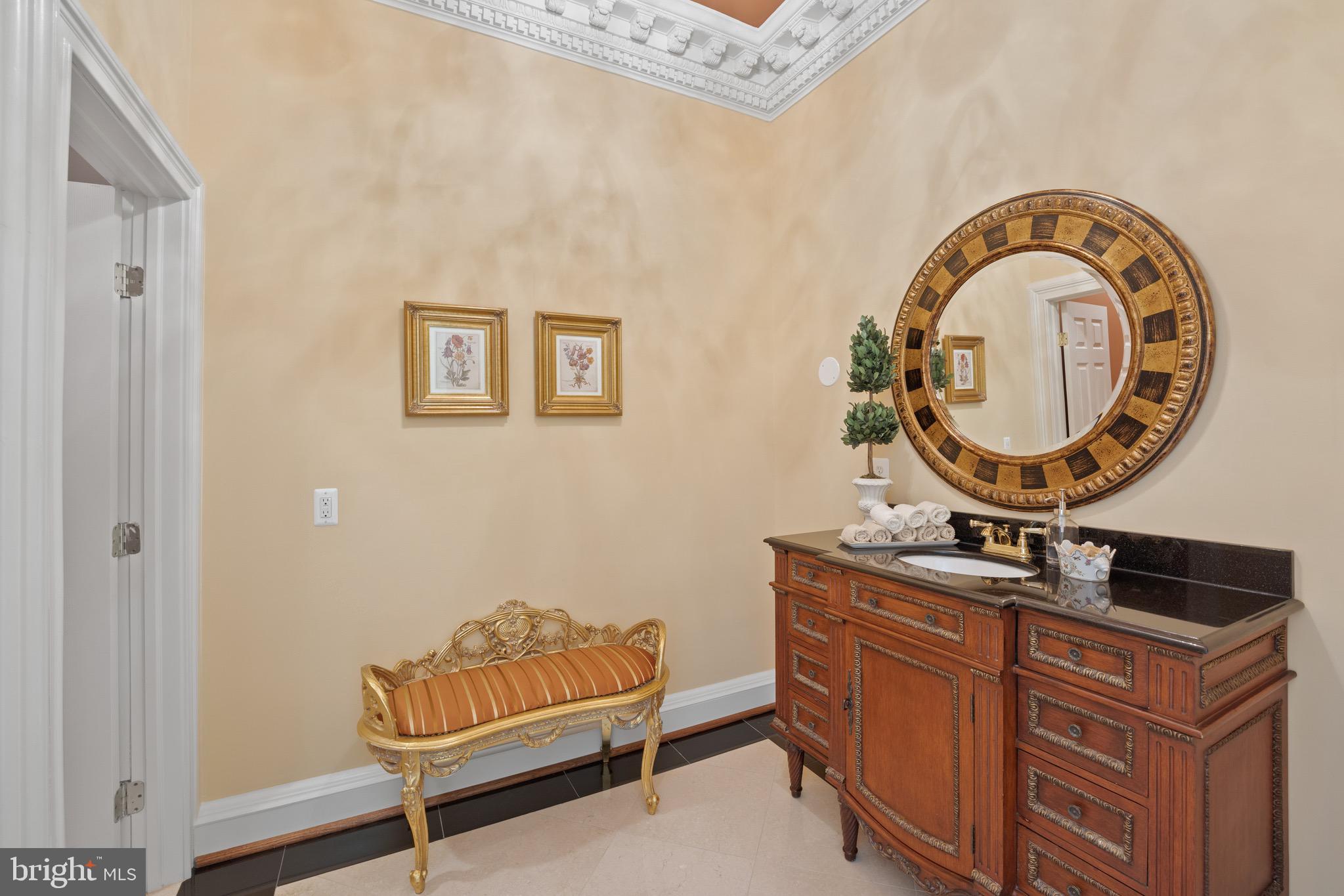 11705 Sugarland Road Herndon, VA 20170 - Photo 29 of 123