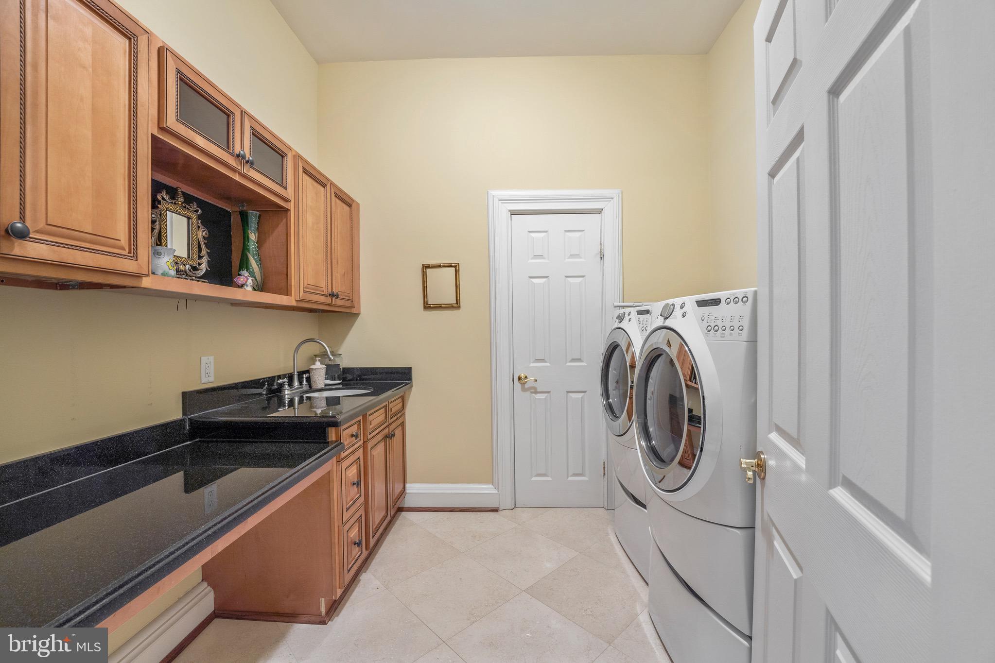 11705 Sugarland Road Herndon, VA 20170 - Photo 83 of 123