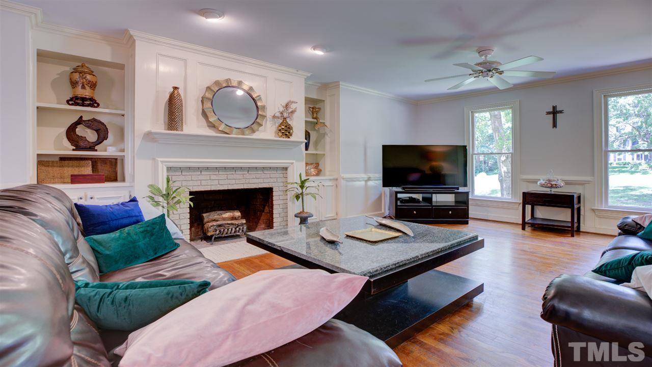 2009 Corberrie Lane Raleigh, NC 27613 - Photo 9 of 30