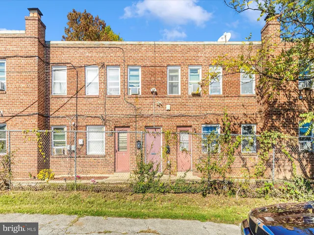 $450,000 | 825 48th Place Northeast, Washington, DC 20019