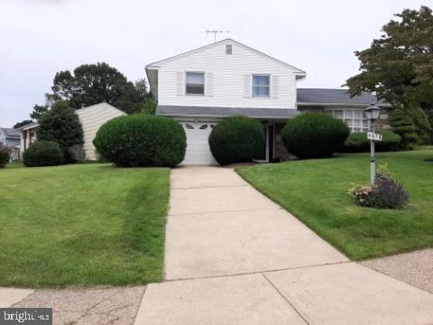 9878 Rd Philadelphia Pa Philadelphia, PA 19115 - Photo 1 of 30