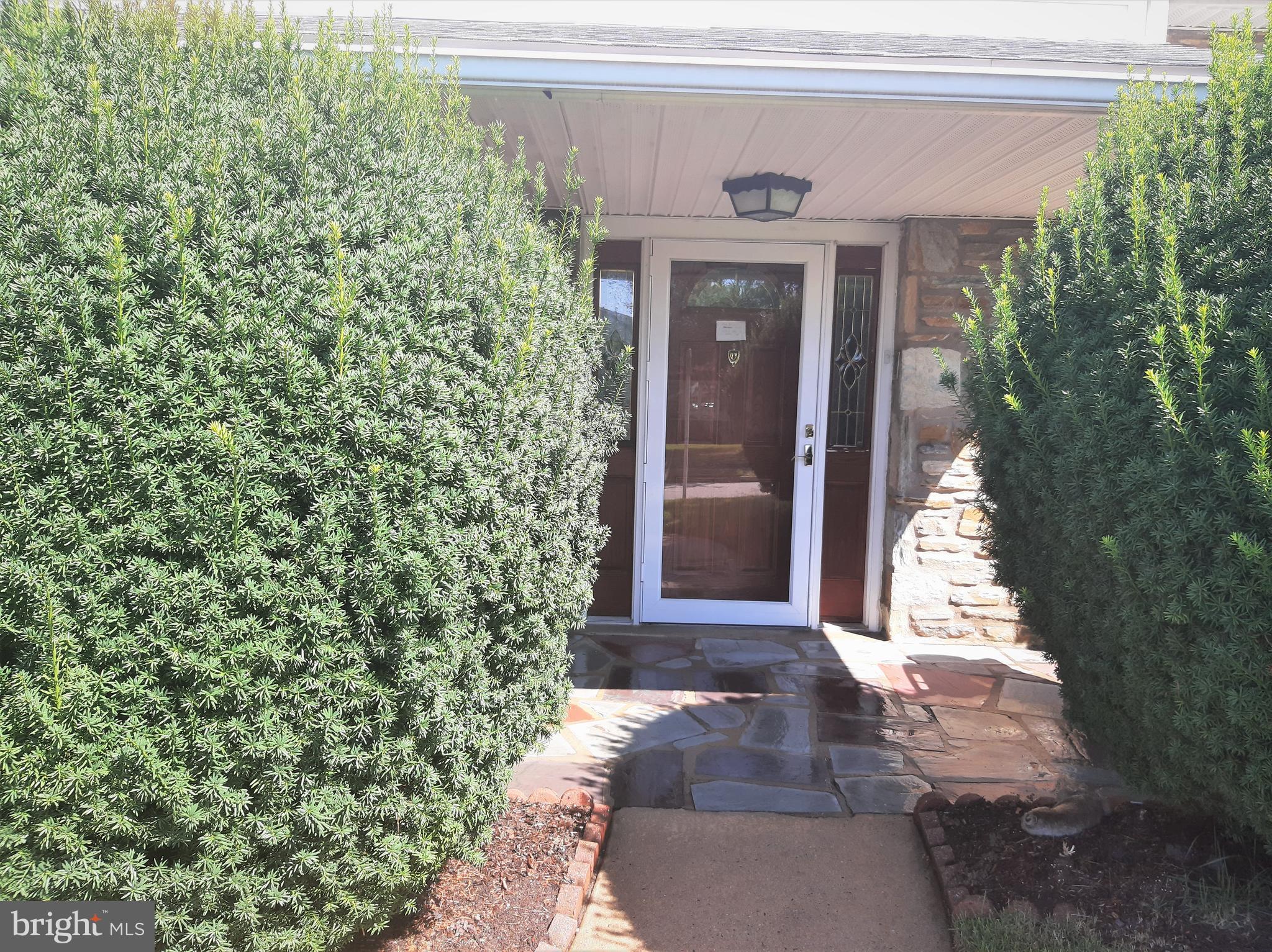9878 Rd Philadelphia Pa Philadelphia, PA 19115 - Photo 2 of 30