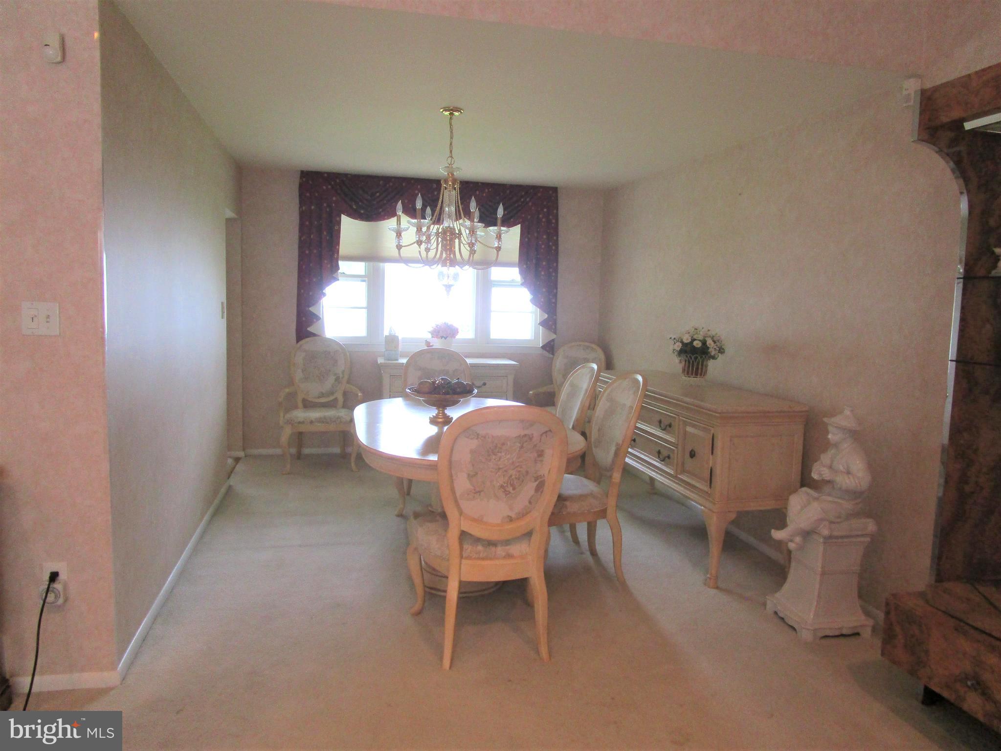 9878 Rd Philadelphia Pa Philadelphia, PA 19115 - Photo 11 of 30