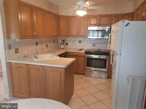 9878 Rd Philadelphia Pa Philadelphia, PA 19115 - Photo 13 of 30