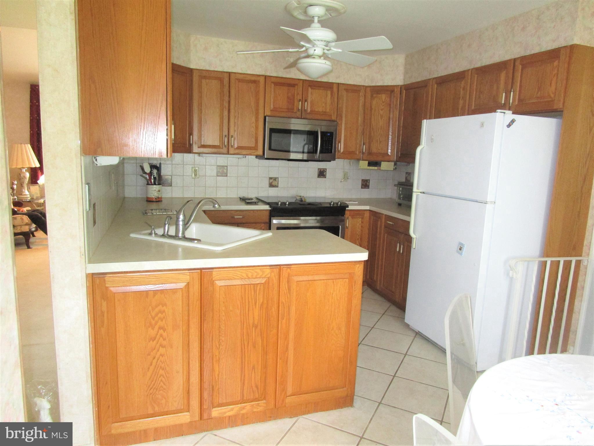 9878 Rd Philadelphia Pa Philadelphia, PA 19115 - Photo 14 of 30