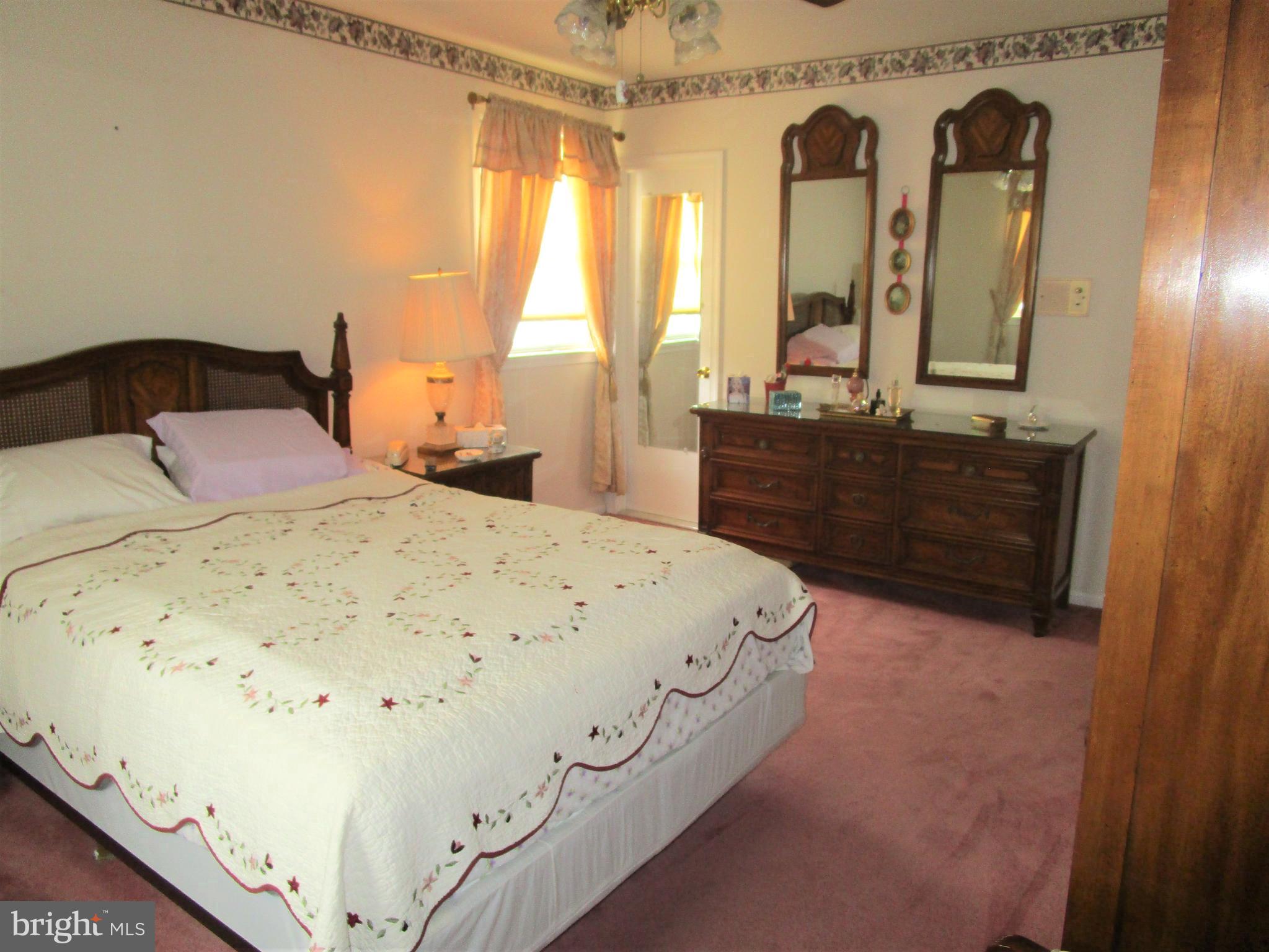 9878 Rd Philadelphia Pa Philadelphia, PA 19115 - Photo 21 of 30