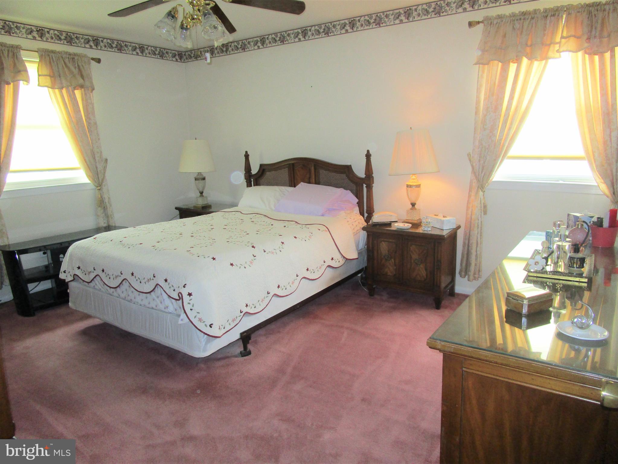 9878 Rd Philadelphia Pa Philadelphia, PA 19115 - Photo 22 of 30