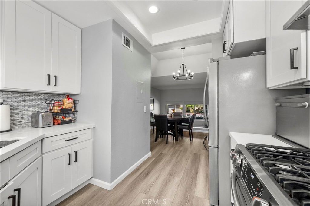 3264 Darby Street, Unit 142 Simi Valley, CA 93063 - Photo 11 of 43