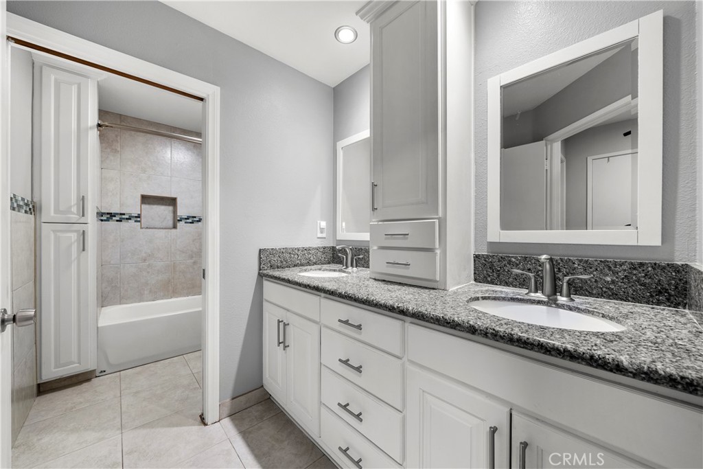 3264 Darby Street, Unit 142 Simi Valley, CA 93063 - Photo 21 of 43