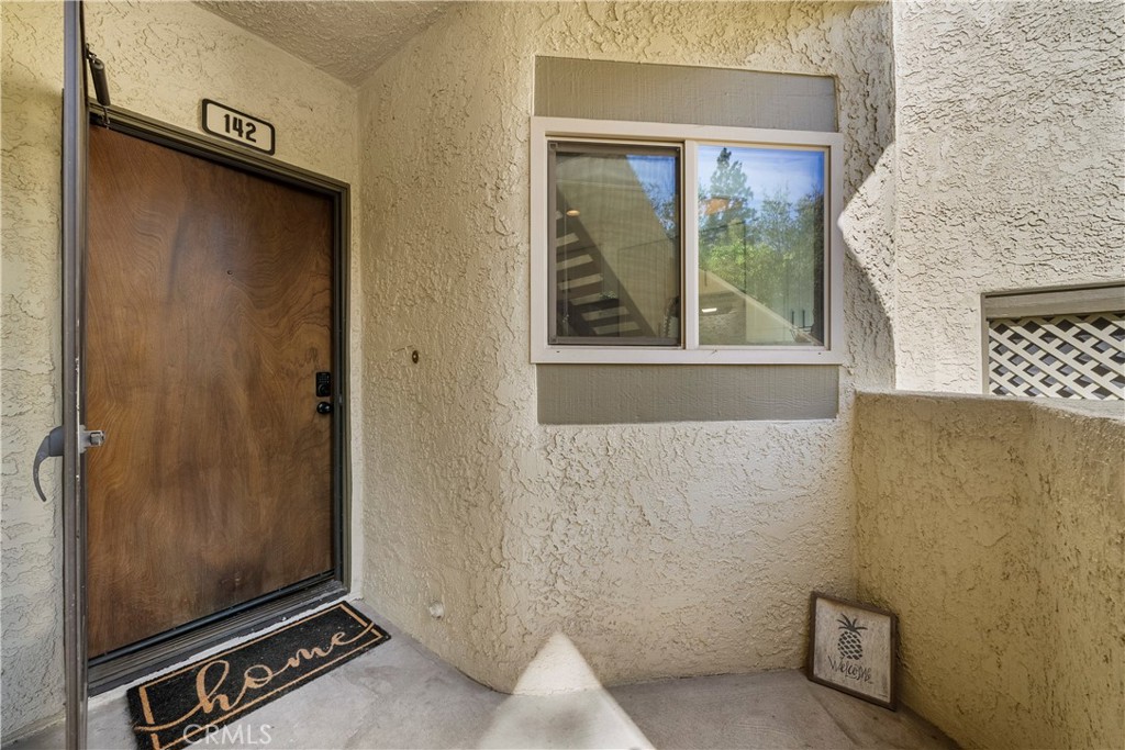 3264 Darby Street, Unit 142 Simi Valley, CA 93063 - Photo 3 of 43