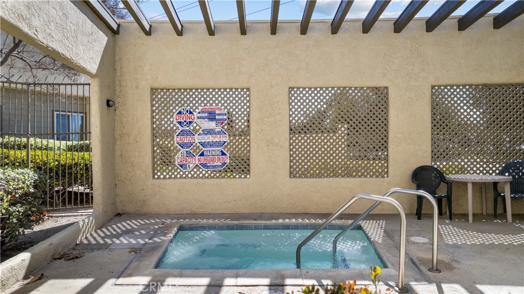 3264 Darby Street, Unit 142 Simi Valley, CA 93063 - Photo 39 of 43