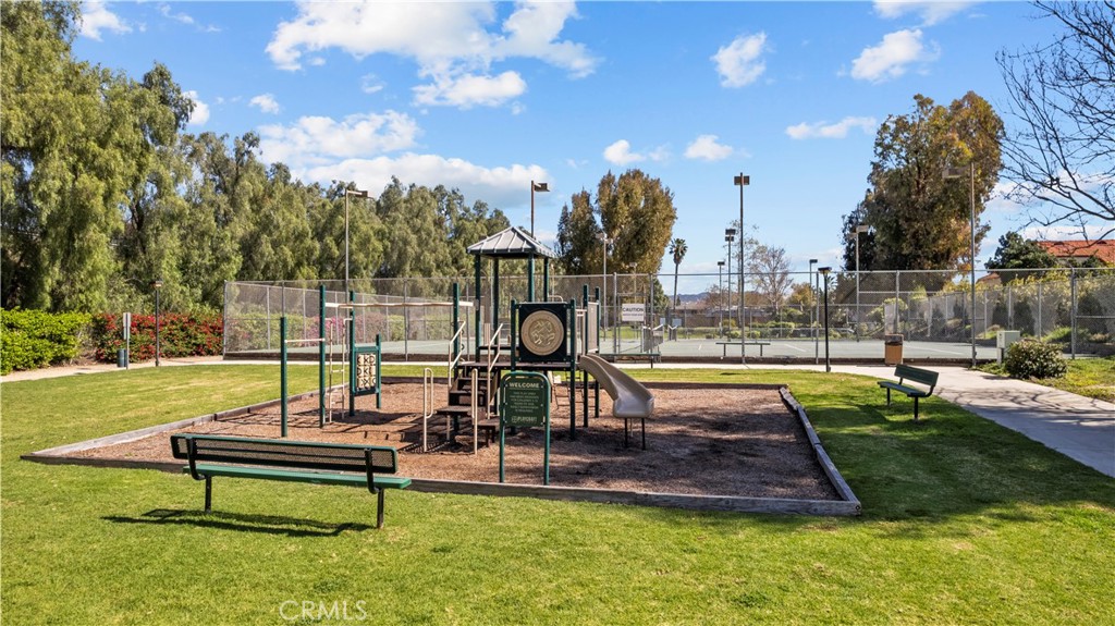 3264 Darby Street, Unit 142 Simi Valley, CA 93063 - Photo 42 of 43