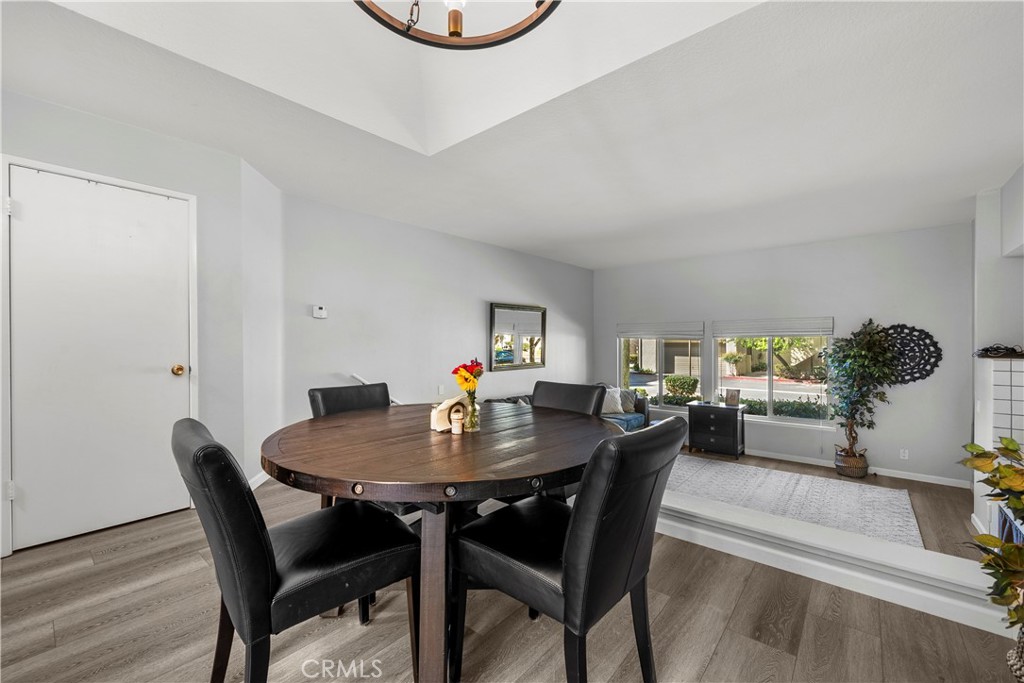 3264 Darby Street, Unit 142 Simi Valley, CA 93063 - Photo 8 of 43