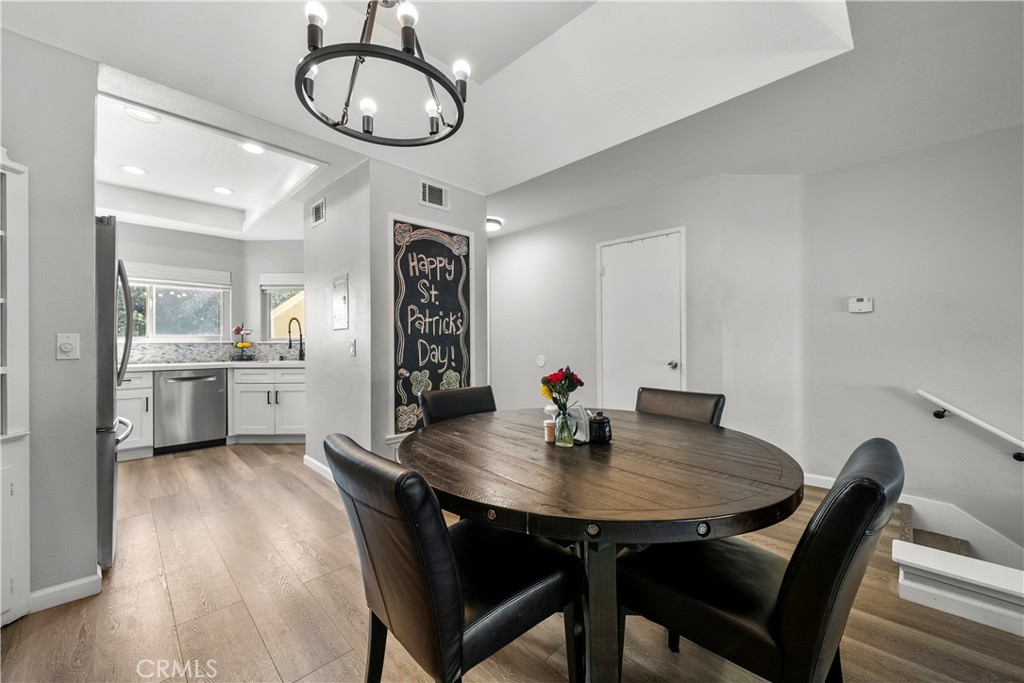 3264 Darby Street, Unit 142 Simi Valley, CA 93063 - Photo 9 of 43