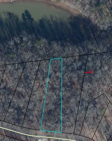 $35,000 | Lot 296-chickasaw Lot 296-chickasaw Point Oconee Avenue, Westminster, SC 29693