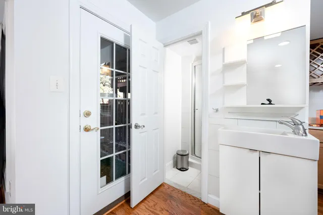 $4,300 | 12019 Montrose Park Place, North Bethesda, MD 20852