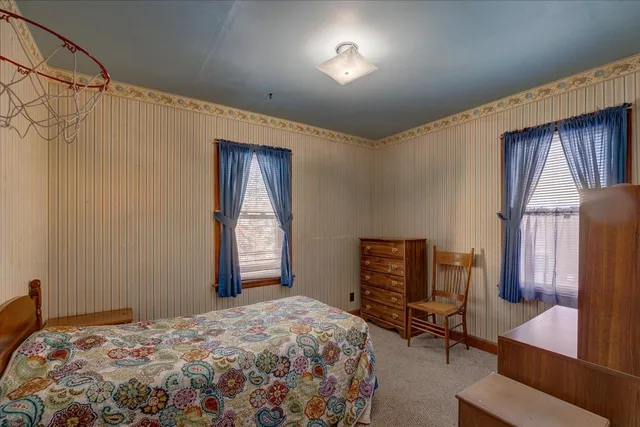 $275,900 | 505 North Cleveland Street, Poynette, WI 53955