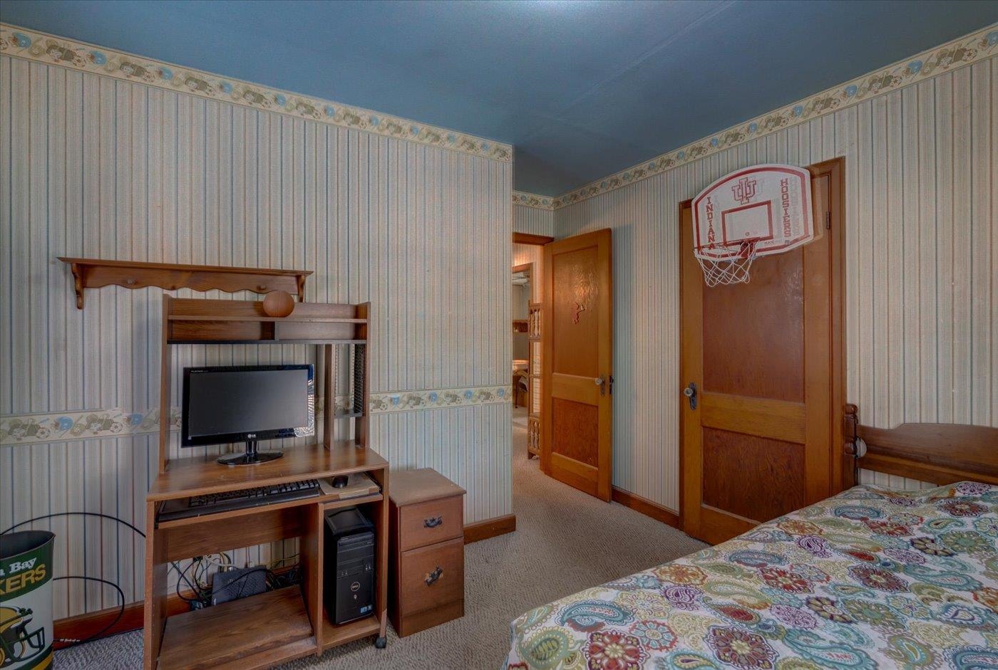 505 North Cleveland Street Poynette, WI 53955 - Photo 24 of 34