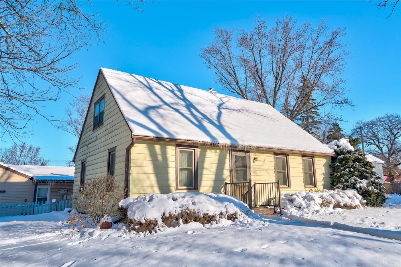 505 North Cleveland Street Poynette, WI 53955 - Photo 30 of 34