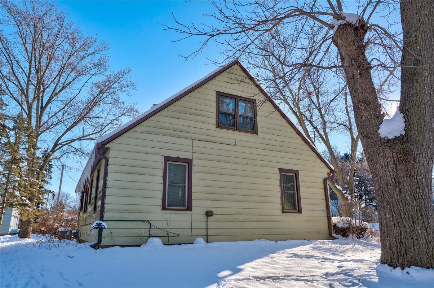 505 North Cleveland Street Poynette, WI 53955 - Photo 33 of 34