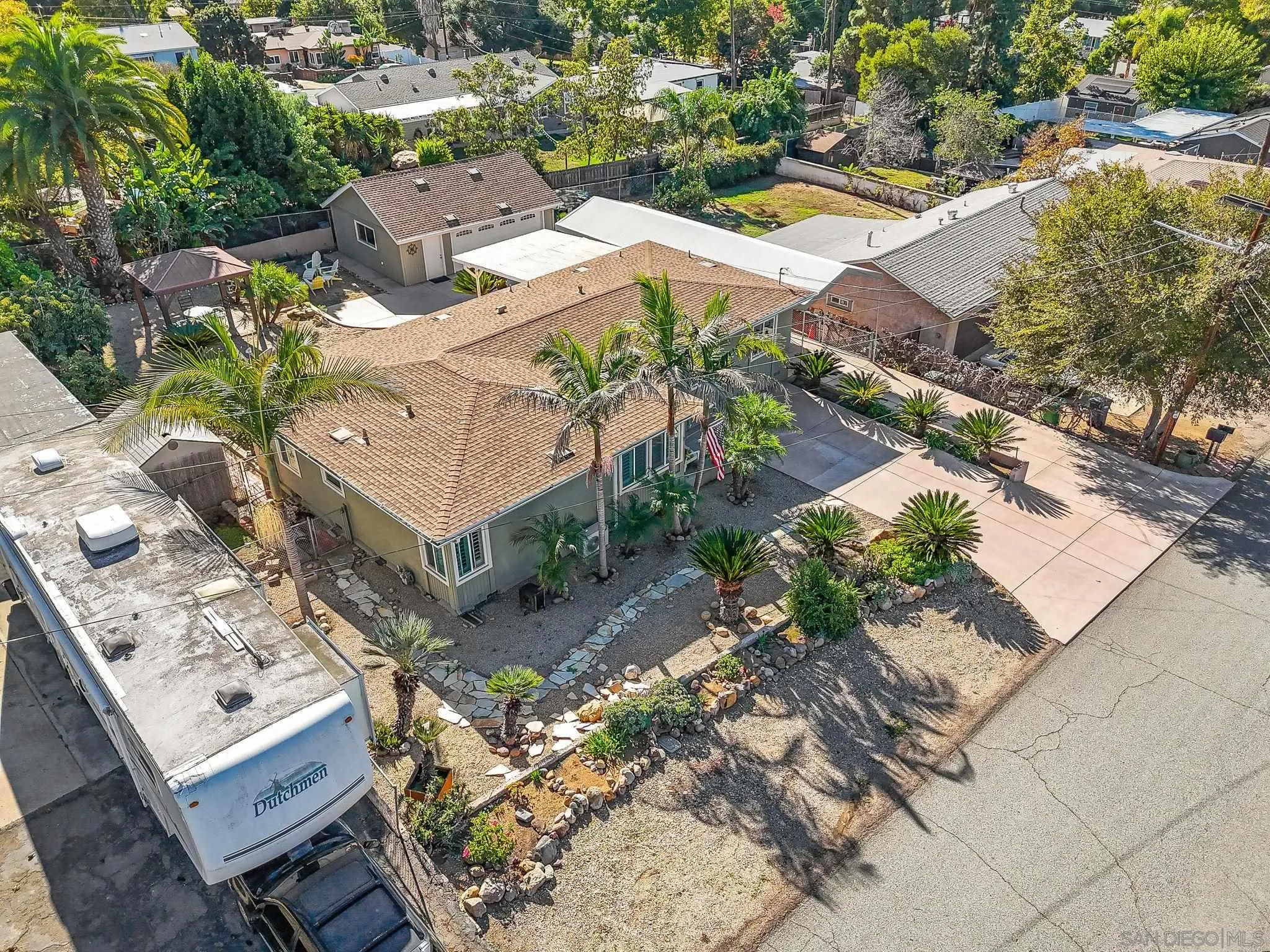 9219 Brookside Circle Spring Valley, CA 91977 - Photo 6 of 63