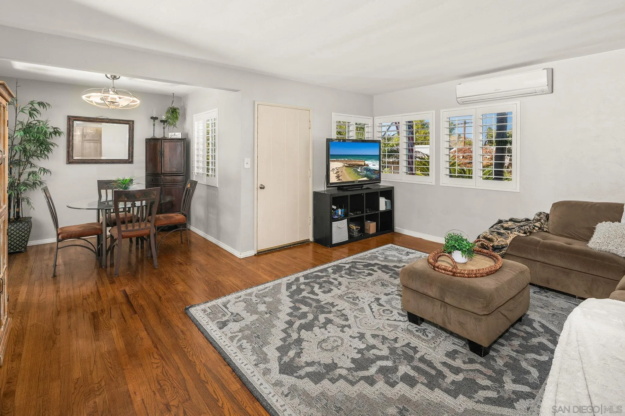 9219 Brookside Circle Spring Valley, CA 91977 - Photo 9 of 63