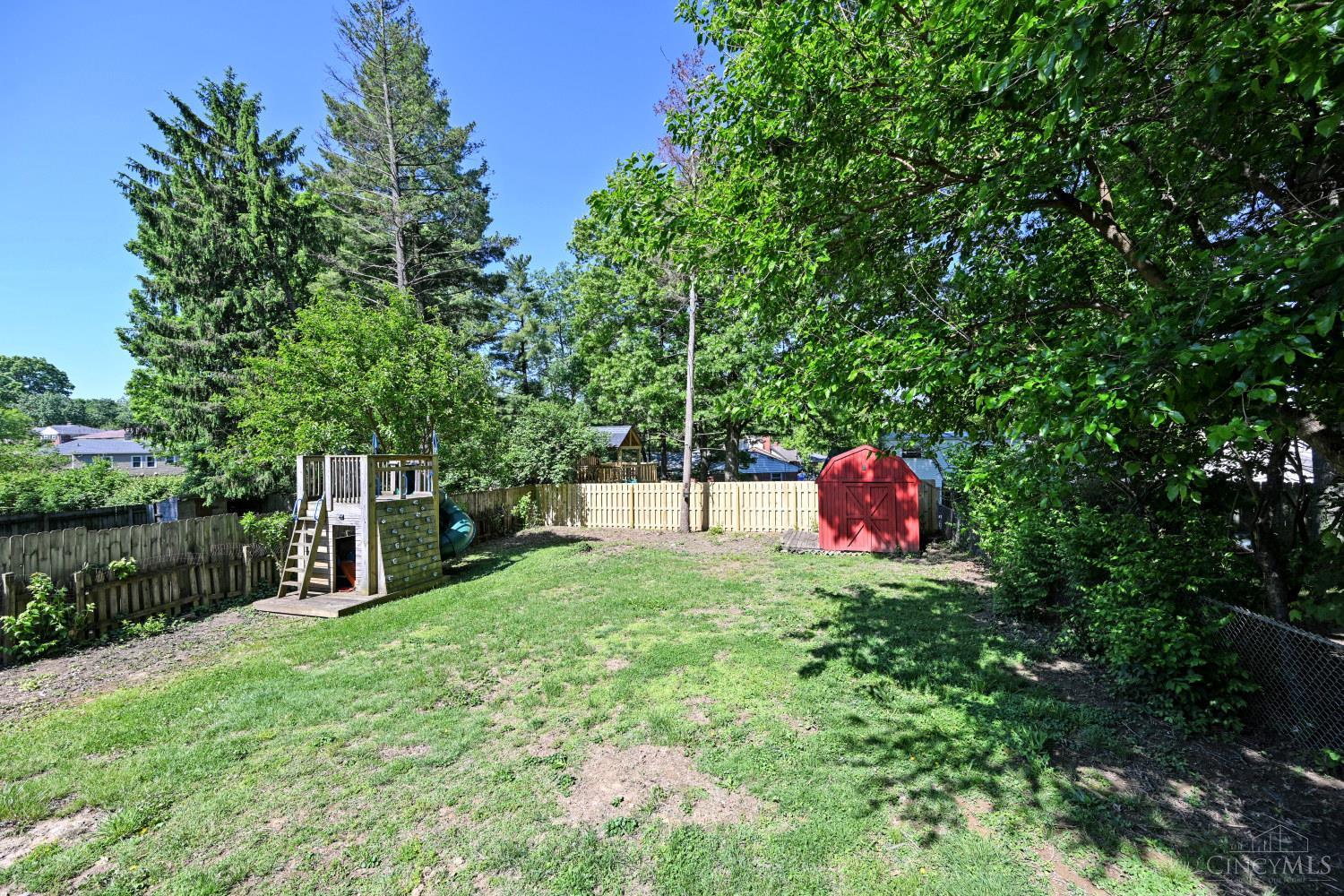 5587 Vogel Road Cincinnati, OH 45239 - Photo 37 of 42
