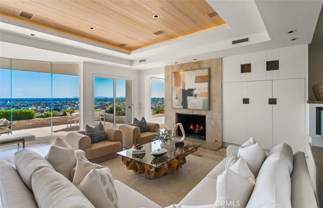 $12,995,000 | 1535 Dolphin Terrace, Corona del Mar, CA 92625