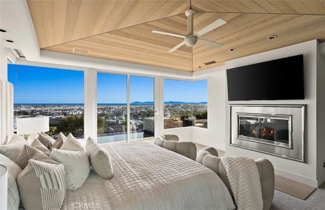 $12,995,000 | 1535 Dolphin Terrace, Corona del Mar, CA 92625