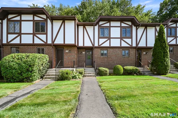 $275,000 | 609 Cedar Hollow Drive, Unit 609, Rocky Hill, CT 06067
