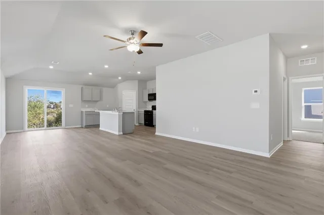 $343,545 | 20281 West 194th Terrace, Spring Hill, KS 66083