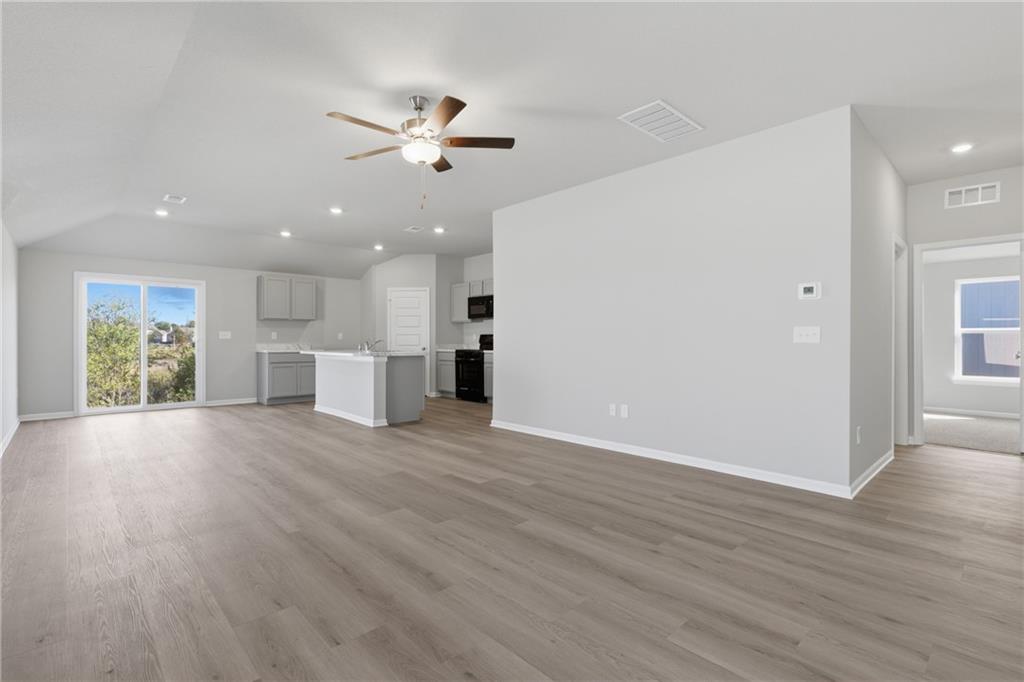 20281 West 194th Terrace Spring Hill, KS 66083 - Photo 2 of 14