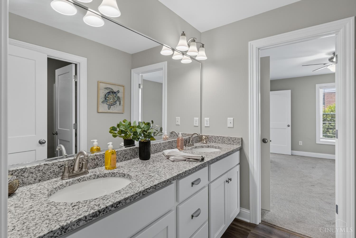 7357 Cornell Road Montgomery, OH 45242 - Photo 23 of 38