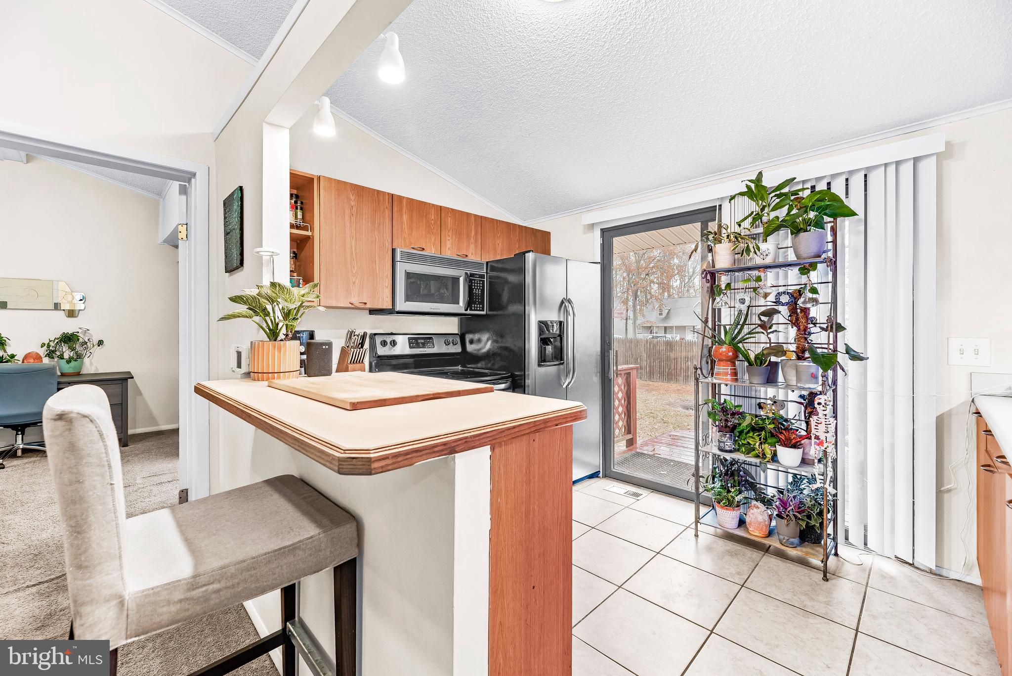 4912 Beech Street Shady Side, MD 20764 - Photo 17 of 34 Eat-in Kitchen