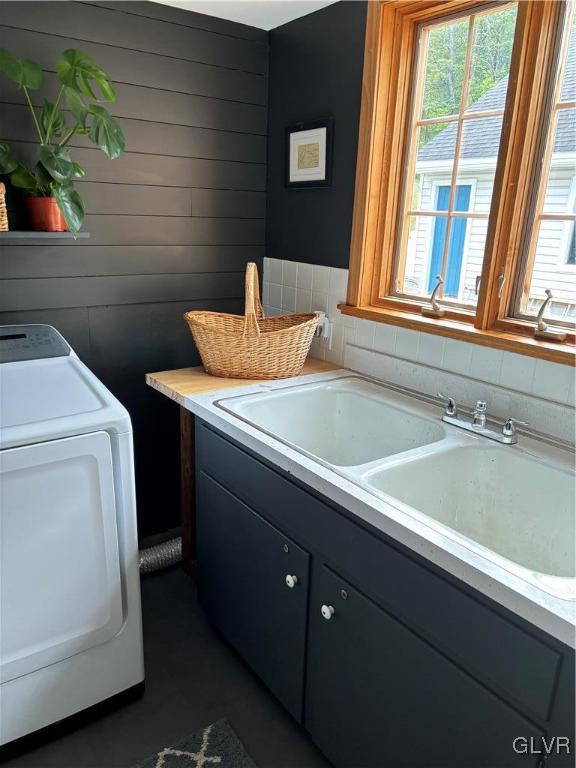 6997 Wimmer Road Bethlehem, PA 18015 - Photo 39 of 44 Laundry/mud room with vintage cast iron sink