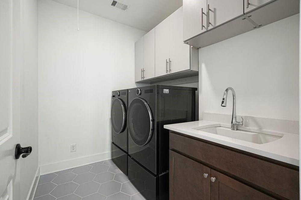 1011 Ridgeview Road Woodstock, GA 30188 - Photo 32 of 36