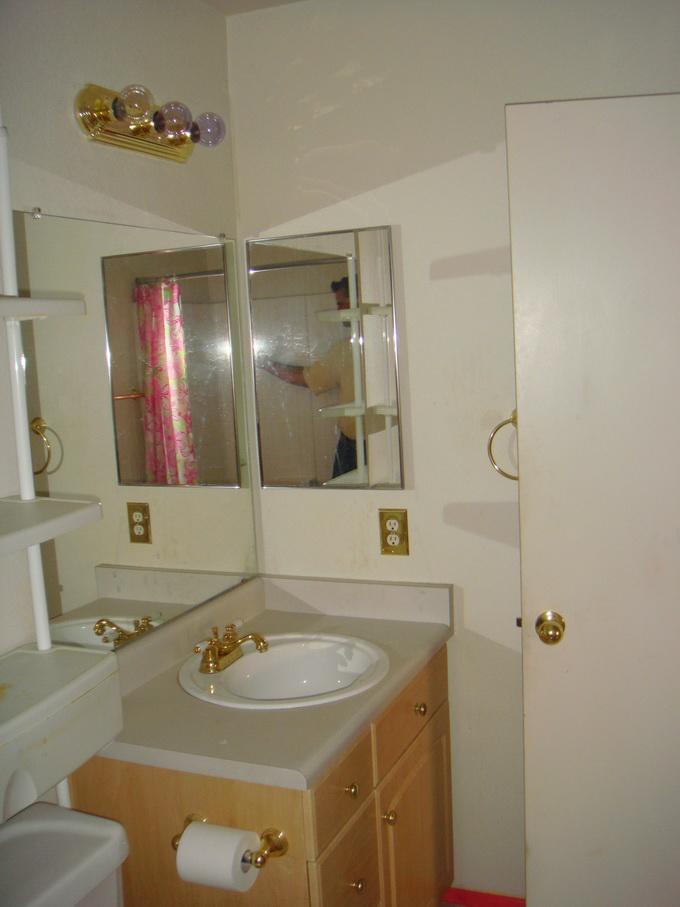 11223 West Ruth Avenue Peoria, AZ 85345 - Photo 14 of 18 bathroom 2 view 2