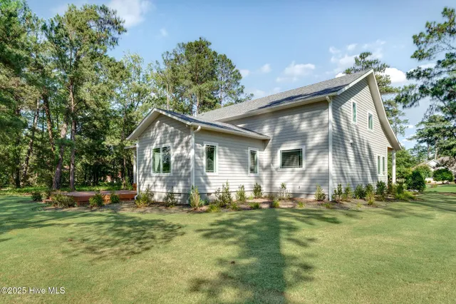 $665,000 | 238 Sycamore Forest Drive, Wallace, NC 28466