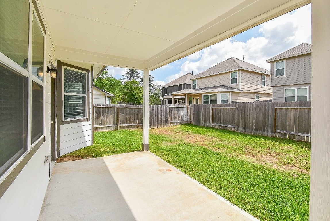 13534 Luke Prairie Willis, TX 77378 - Photo 30 of 32