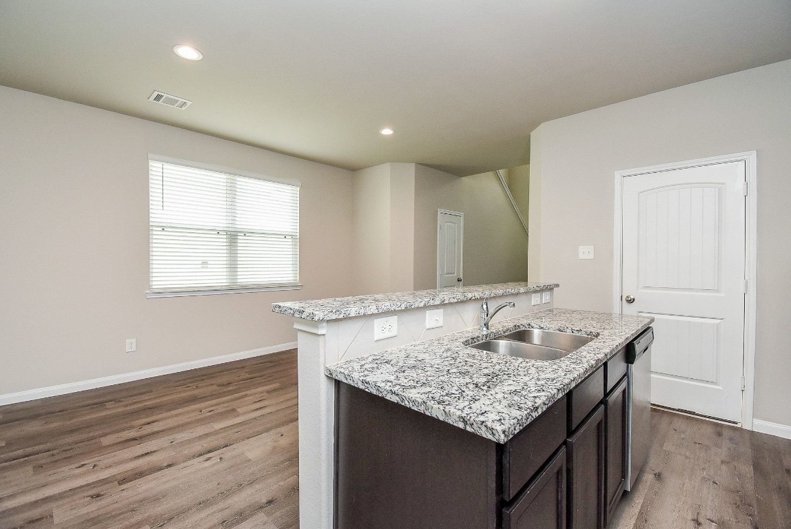 13534 Luke Prairie Willis, TX 77378 - Photo 10 of 32