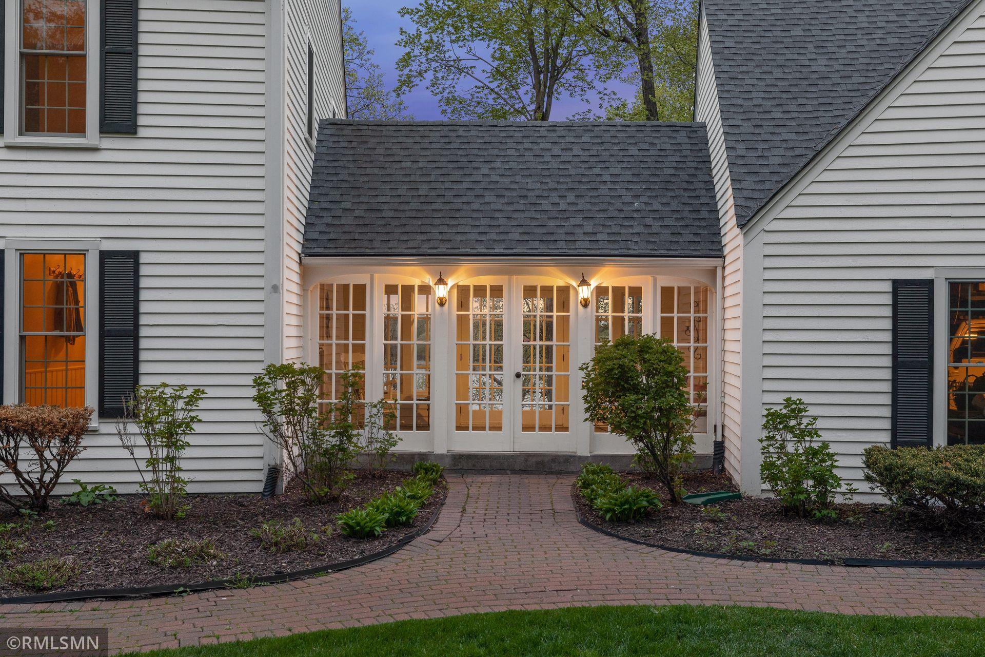 3155 Jamestown Road Orono, MN 55356 - Photo 5 of 62 Gallery Image 5