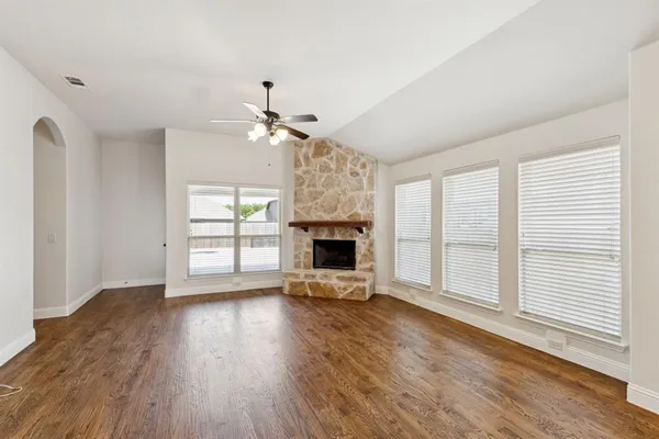 $3,200 | 512 Eastbrook Drive, Anna, TX 75409
