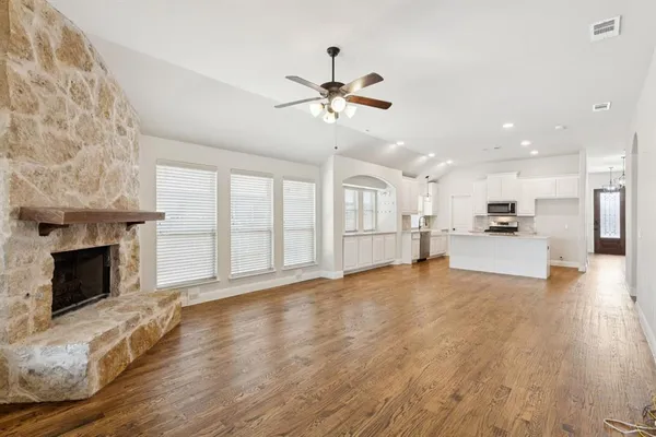 $3,200 | 512 Eastbrook Drive, Anna, TX 75409