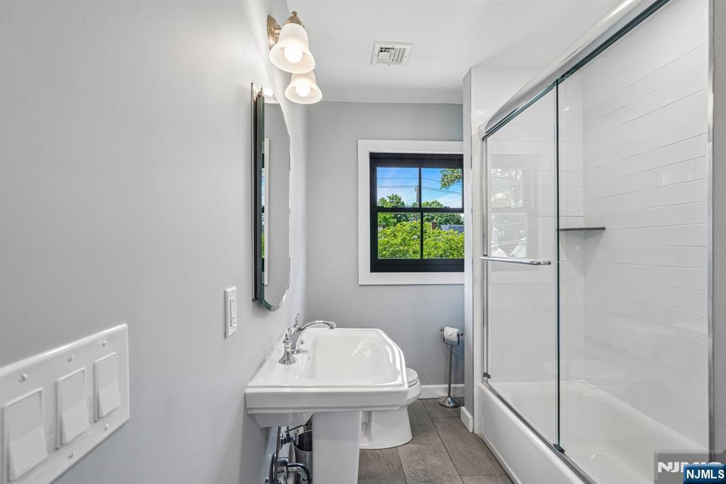 63 Ravine Avenue Caldwell, NJ 07006 - Photo 28 of 46