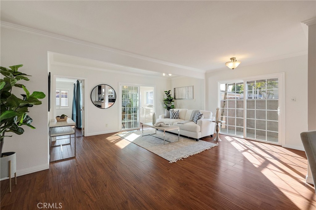 2512 Lesserman Street Torrance, CA 90503 - Photo 6 of 47