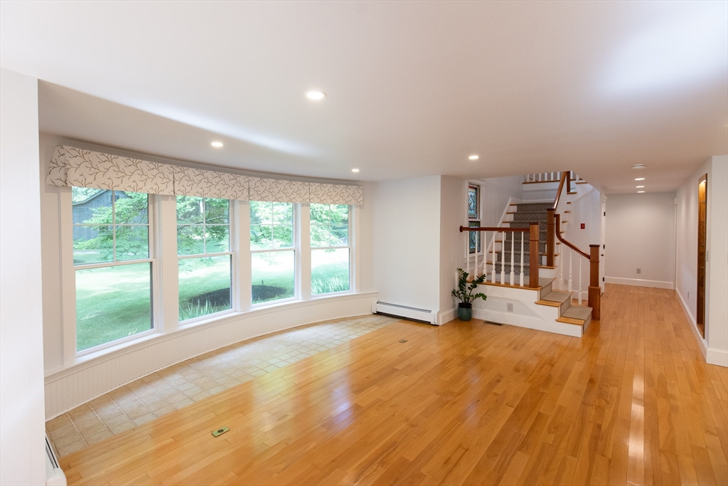 2 Spingler Way Hamilton, MA 01982 - Photo 20 of 37