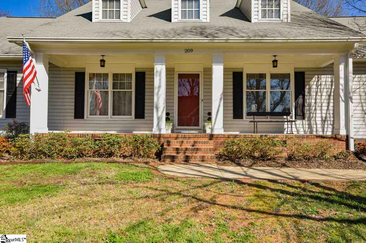 209 Cross Field Road Greenville, SC 29607 - Photo 2 of 36 Gallery Image 2