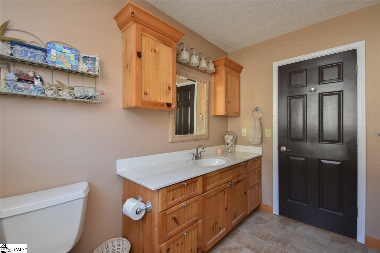 209 Cross Field Road Greenville, SC 29607 - Photo 18 of 36 Gallery Image 18
