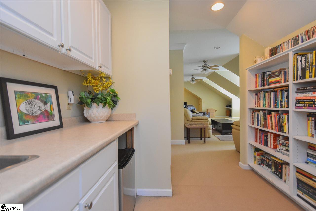 209 Cross Field Road Greenville, SC 29607 - Photo 29 of 36 Gallery Image 29